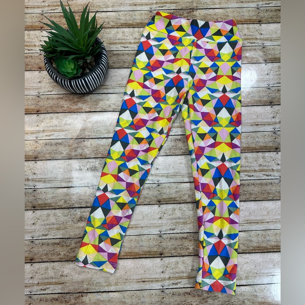 Multi color Kaleidoscope Kids Leggings (S/M LuLaRoe LLR 2-8) yellow green pink